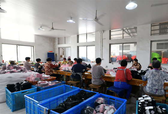 hat and cap manufacturer